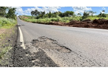 Vicinal do Salto Botelho: novo recape de R$ 21,7 milh�es tem dezenas de pontos cr�ticos e crateras