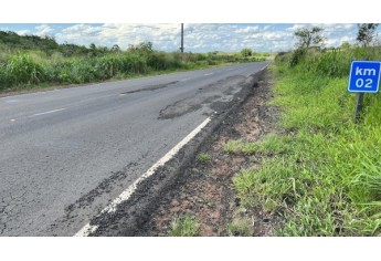 Vicinal do Salto Botelho: novo recape de R$ 21,7 milh�es tem dezenas de pontos cr�ticos e crateras