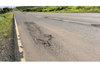 Vicinal do Salto Botelho: novo recape de R$ 21,7 milh�es tem dezenas de pontos cr�ticos e crateras