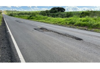 Vicinal do Salto Botelho: novo recape de R$ 21,7 milh�es tem dezenas de pontos cr�ticos e crateras