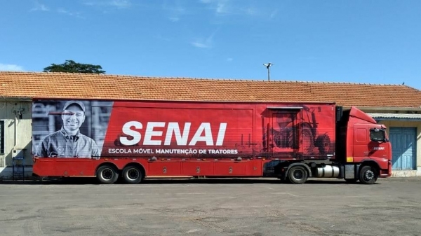 Luc�lia recebe a unidade m�vel do SENAI com a oficina de manuten��o (Divulga��o/PML).