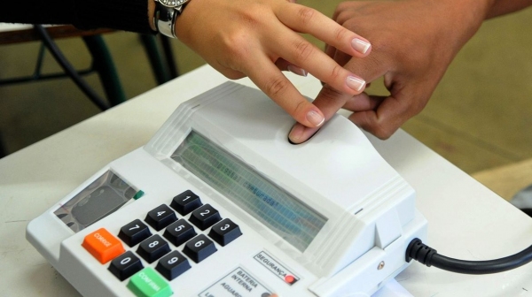 Biometria foi exclu�da neste ano no dia de vota��o, nas elei��es municipais (Foto: Wilson Dias/Ag�ncia Brasil).