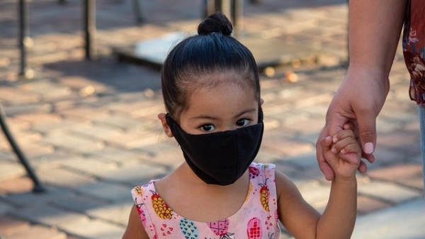 Vacina��o inclui crian�as de 5 a 11 anos (Imagem: Leo Fontes/Pixabay).