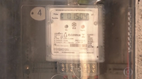 Volta a ser autorizado o corte de energia por falta de pagamento para consumidores residenciais e servi�os e atividades considerados essenciais (Reprodu��o/TV Globo).