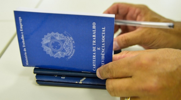 Novas regras e regulamenta��o excepcional foram anunciados pelo governo federal nesta quarta-feira (Foto: Marcello Casal/Ag�ncia Brasil).