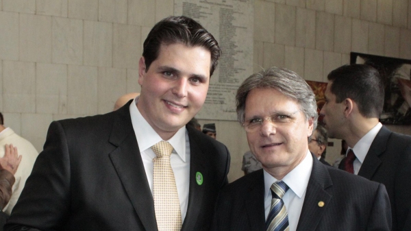 Cau� e Vanderlei Macris destinam novos recursos parlamentares para Luc�lia (Divulga��o).