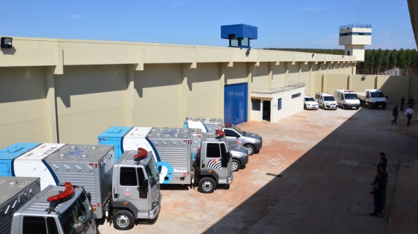 Nos 45 pres�dios subordinados � Coordenadoria de Unidades Prisionais da Regi�o Oeste (Croeste), a redu��o dos custos foi de aproximadamente 60% com gastos de transportes de presos, somente para audi�ncias judiciais (Foto: SAP).
