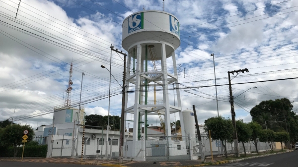Foram substitu�dos nove pain�is de comando de bombas dos po�os e reservat�rios, com investimentos de R$ 1,5 milh�o feitos pela Sabes (Arquivo/AquiLucelia).