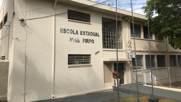 Escola Estadual Jos Firpo, de Luclia, passa a ter aulas em perodo integral a partir do ano que vem (Foto: Aqui Luclia).