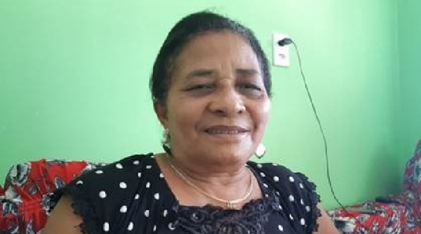 Dona Lucimar vai evitar aglomera��es agora, mas promete renovar o NIS antes do prazo de dois anos para n�o perder o benef�cio da Tarifa Social (Da Assessoria).
