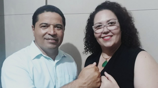 Marcos Lima e Tati Guilhermino, pr-candidatos a vice-prefeito e prefeita, pela coligao Pra Fazer a Diferena (Divulgao/Da Assessoria).