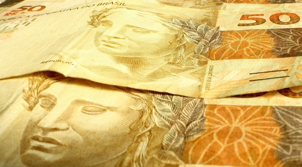 Medida garante renda b�sica emergencial de R$ 600 aos trabalhadores informais, aut�nomos e sem renda fixa, durante a crise provocada pela pandemia do novo coronav�rus (Imagem: Adriano Gadini/Pixabay).