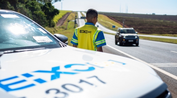 Motorista conta com apoio operacional, por equipes da concession�ria Eixo SP (Da Assessoria).