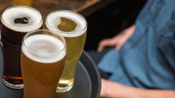 Decis�o do STF restabelece proibi��o do Governo de S�o Paulo que pro�be venda de bebidas alc�olicas ap�s as 20h (Foto de ELEVATE no Pexels).