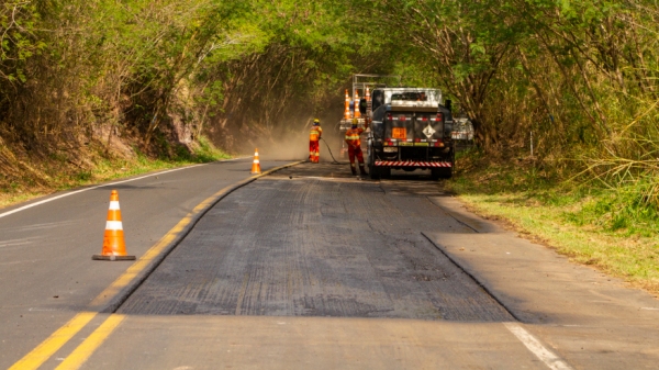 Durante as obras, haver� mobiliza��o de Opera��o Pare e Siga. Na modalidade, o tr�fego flui nos dois sentidos em uma faixa, alternadamente (Divulga��o).