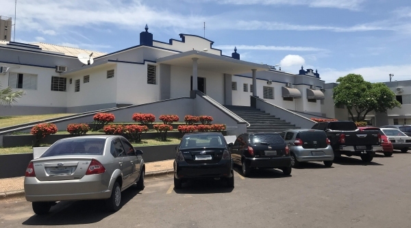 Morador de Luc�lia est� sob isolamento na Santa Casa de Adamantina (Foto: Siga Mais).