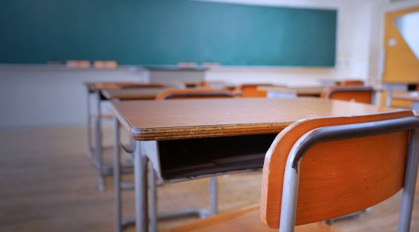 Sem aulas e sem merenda nas escolas, alunos carentes e em vulnerabilidade social ir�o receber ajuda para alimenta��o em casa (Ilustra��o).