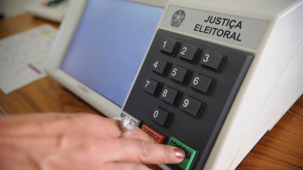 Na disputa deste ano, a expectativa da Justi�a Eleitoral � que 500 mil registros de candidaturas ser�o confirmados em todo territ�rio nacional (Foto: F�bio Pozzebom/Ag�ncia Brasil).